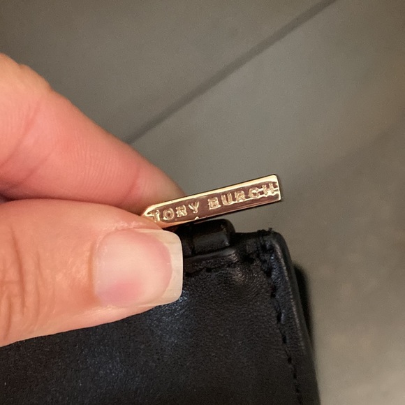 Tory Burch tote- Gorgeous! - Picture 5 of 11